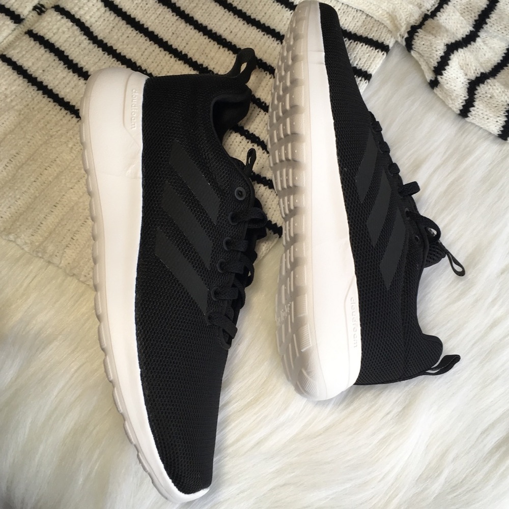 NWT Adidas Cloudfoam Sneakers Black Womens Shoes - Picture 4 of 8